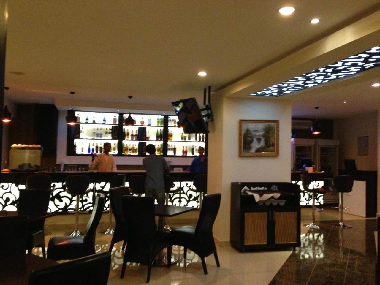 Airport Plaza Hotel Juba Exterior photo